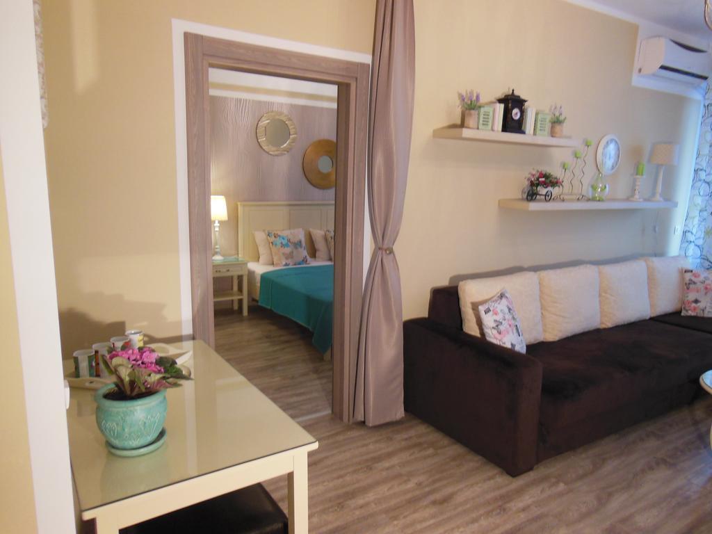 Gabrielle Apartment Mamaia Esterno foto